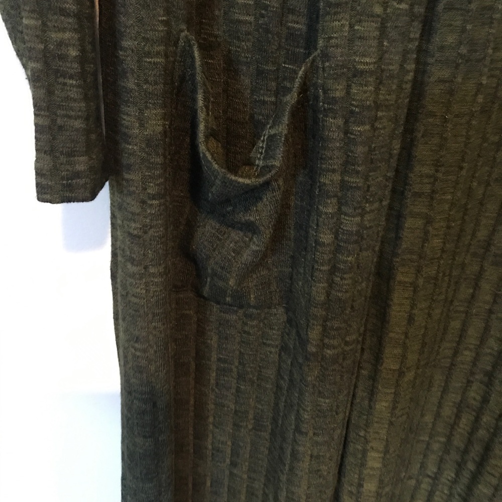 SOLD! Lisa Rinna Army Green Open Front Cardigan - Picture 5 of 5